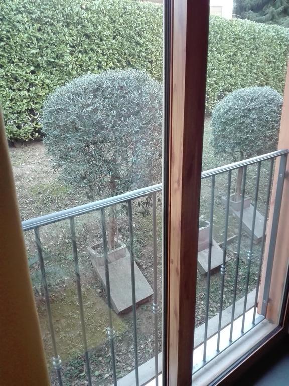 Hotel Empire Resort Iseo Esterno foto